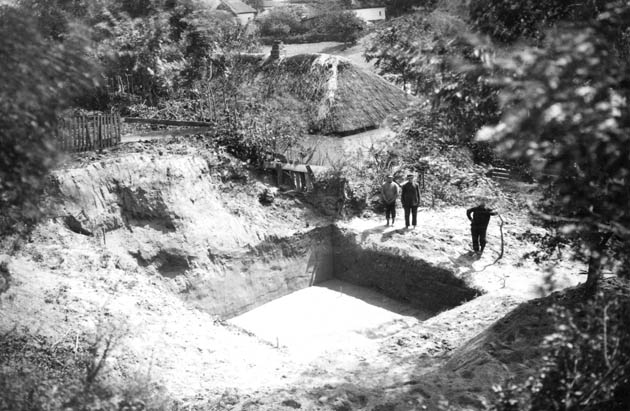 Image - The Mizyn archeological site (1930 excavations).